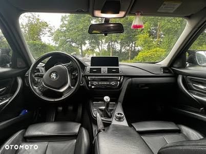 BMW Seria 3 320i Efficient Dynamics - 9