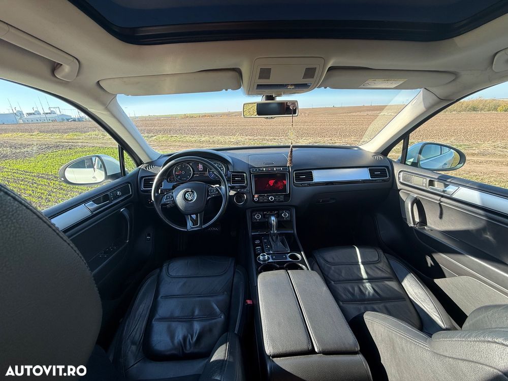 Volkswagen Touareg 3.0 V6 TDI BMT - 12