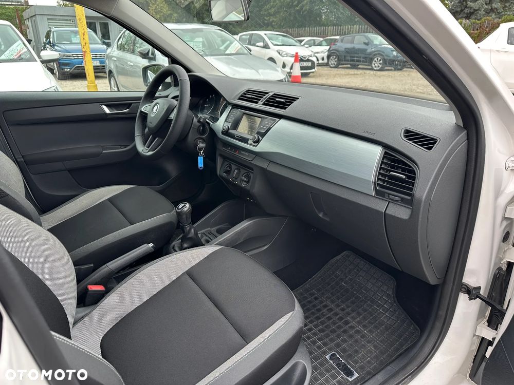 Skoda Fabia - 17
