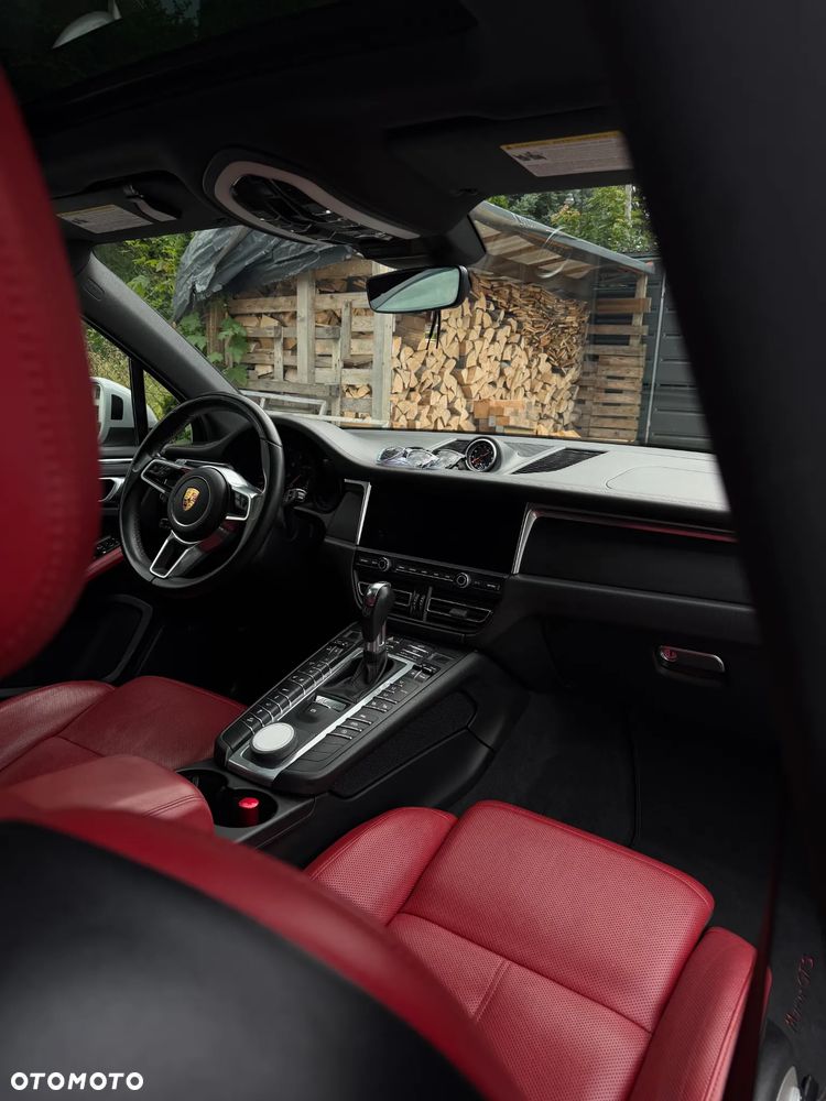 Porsche Macan GTS - 2