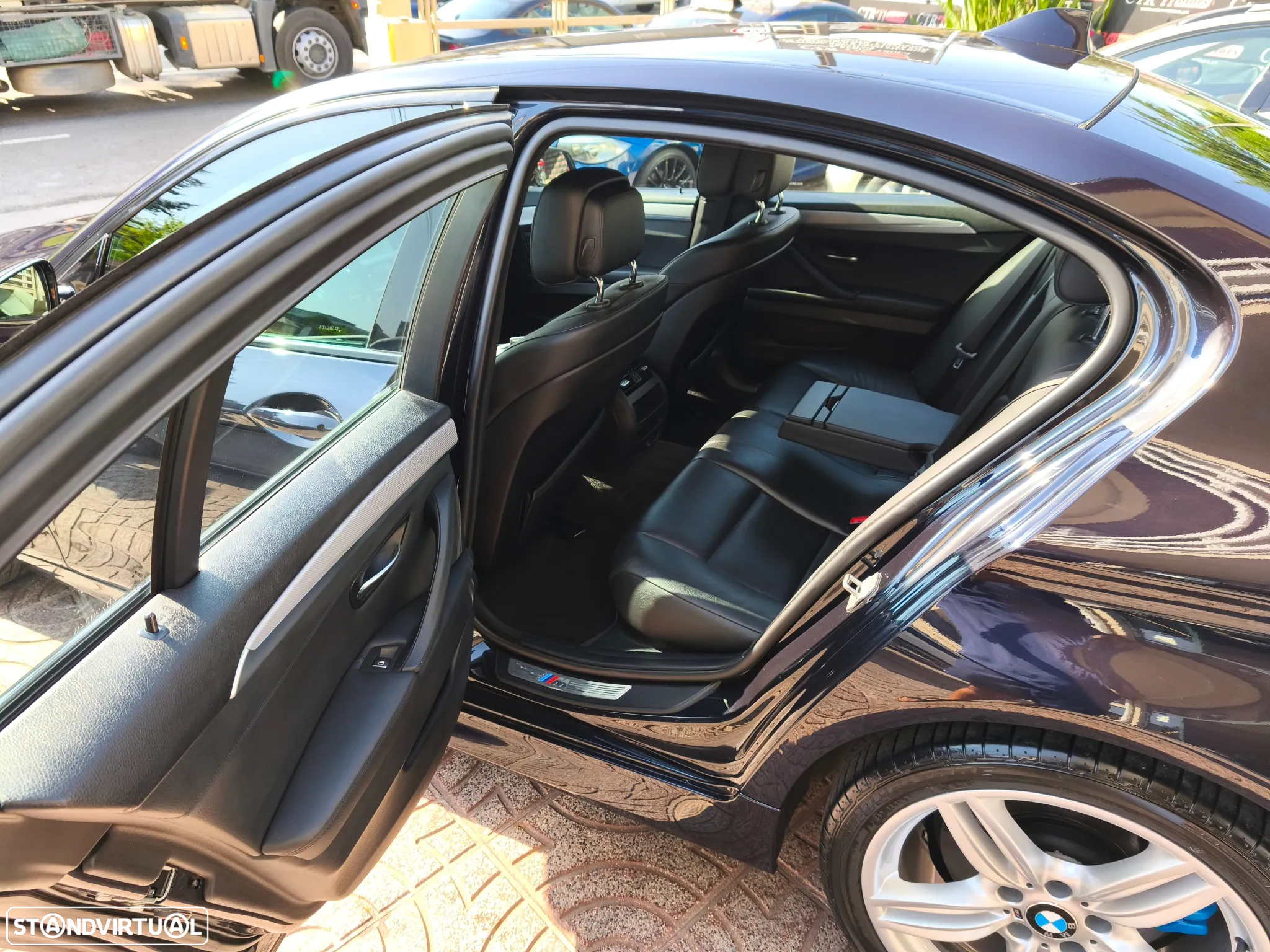 BMW 525 d xDrive Pack M Auto - 19