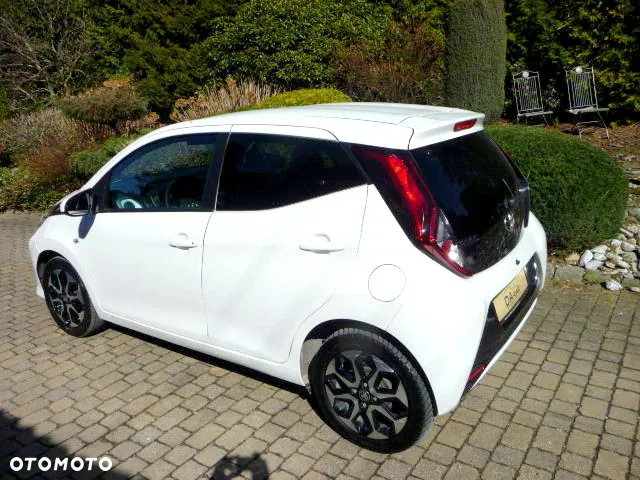 Toyota Aygo 1.0 VVT-i Color Edition - 4