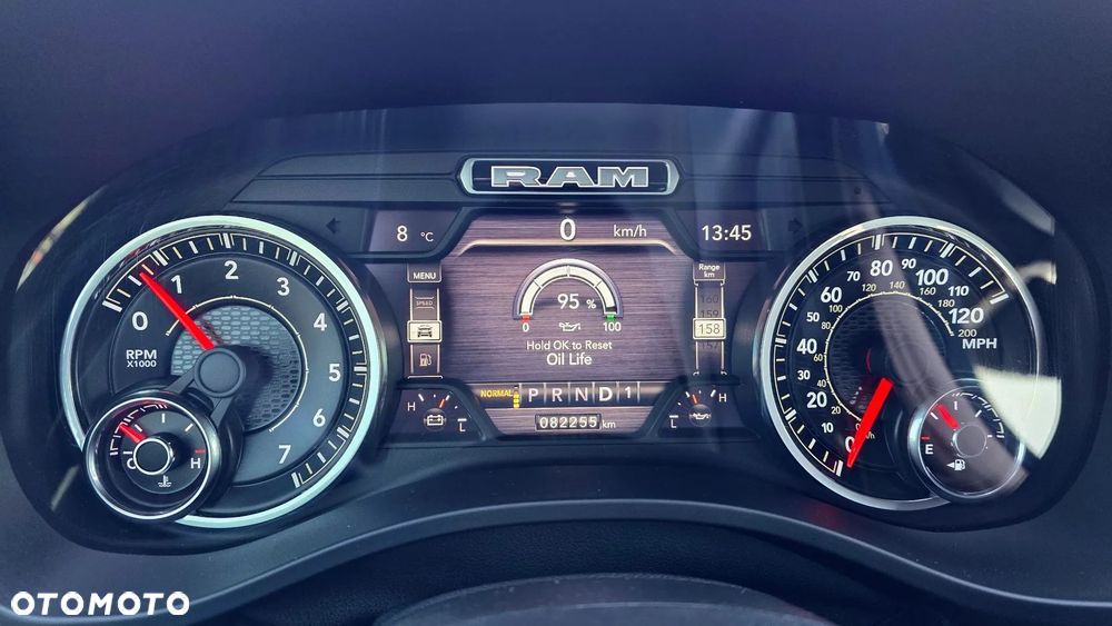 RAM 1500 Crew Cab Laramie - 5