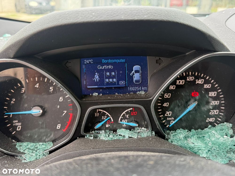 Ford Kuga - 20