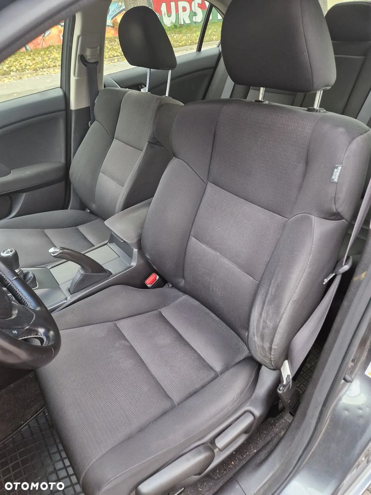 Honda Accord 2.0 Lifestyle - 13