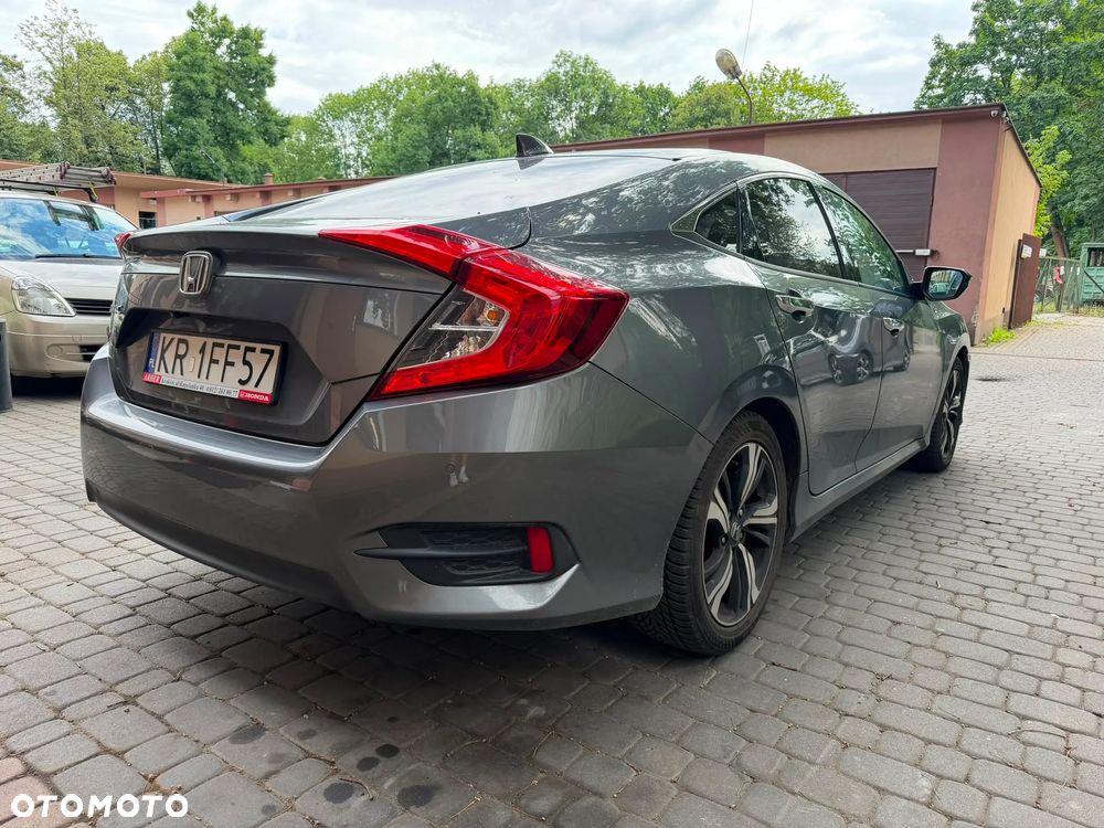 Honda Civic 1.5 T Executive CVT - 2
