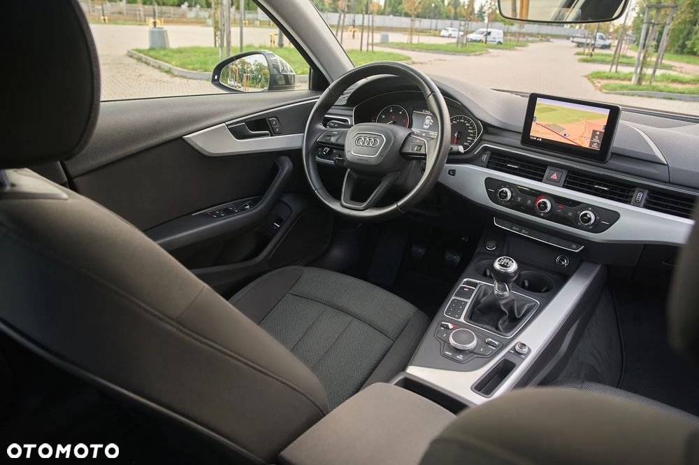Audi A4 Limousine 2.0 TDI - 27