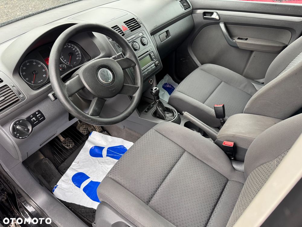 Volkswagen Touran 1.6 Trendline - 8