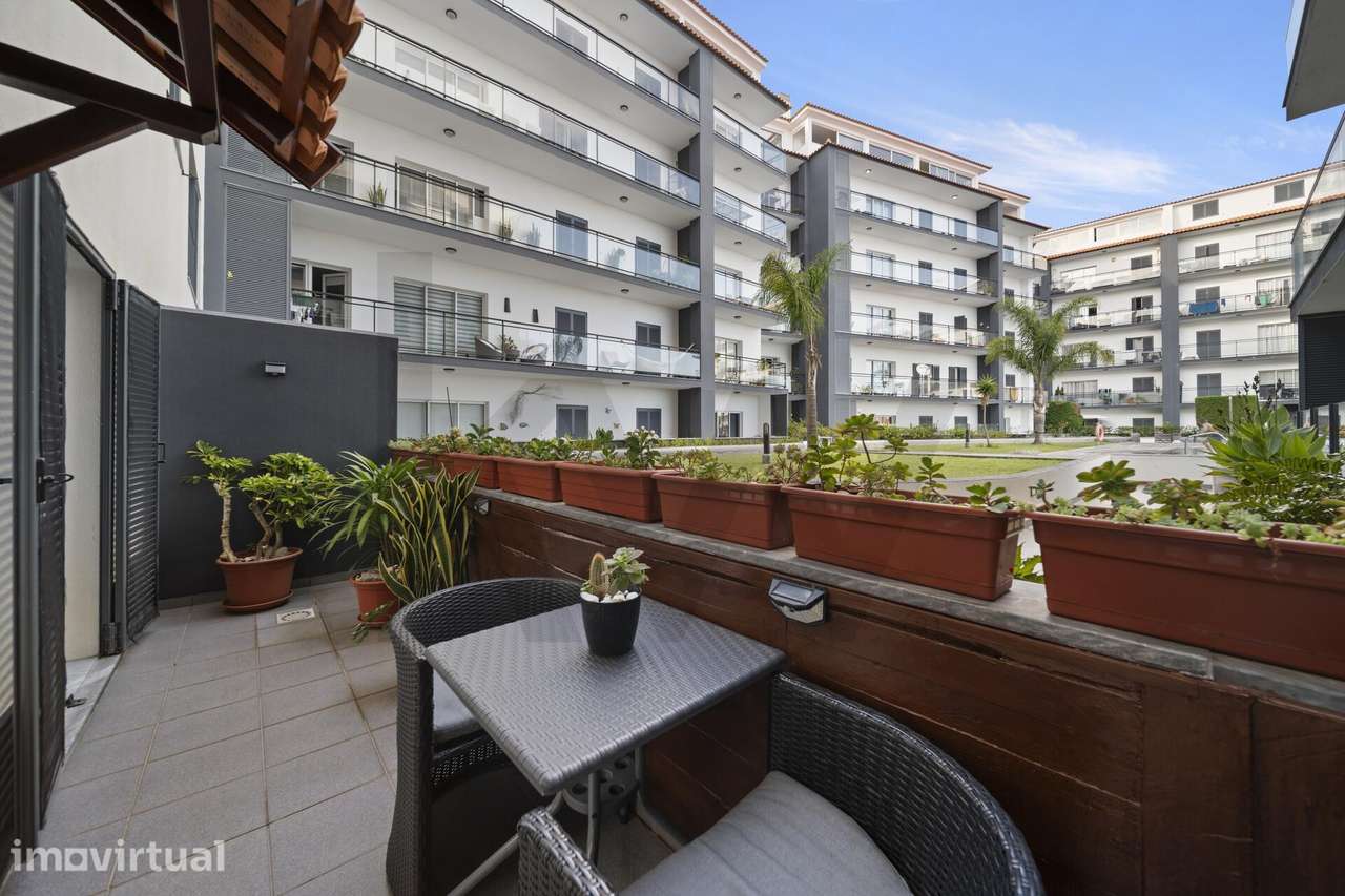 Elegância e Exclusividade! Apartamento T2 com Áreas Singulares e Pisci - Grande imagem: 5/51