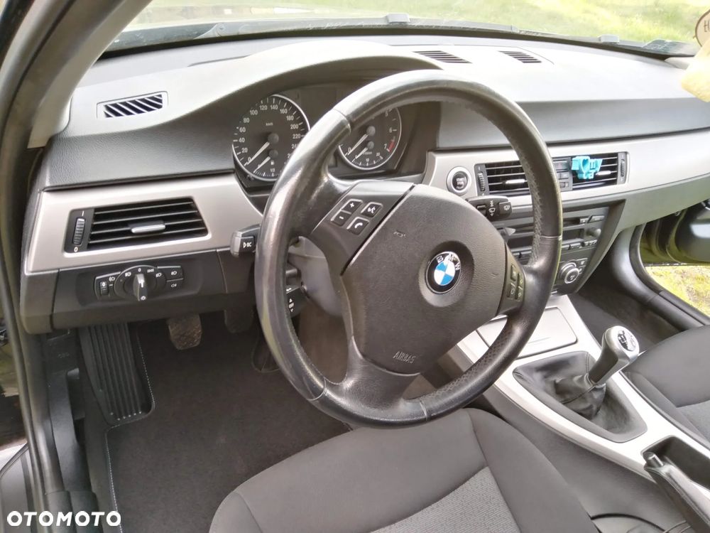 BMW Seria 3 - 8