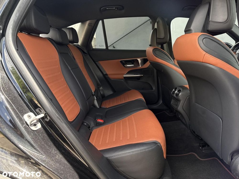 Mercedes-Benz GLC - 19