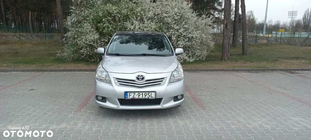 Toyota Verso 1.8 Sol 7os MS - 2