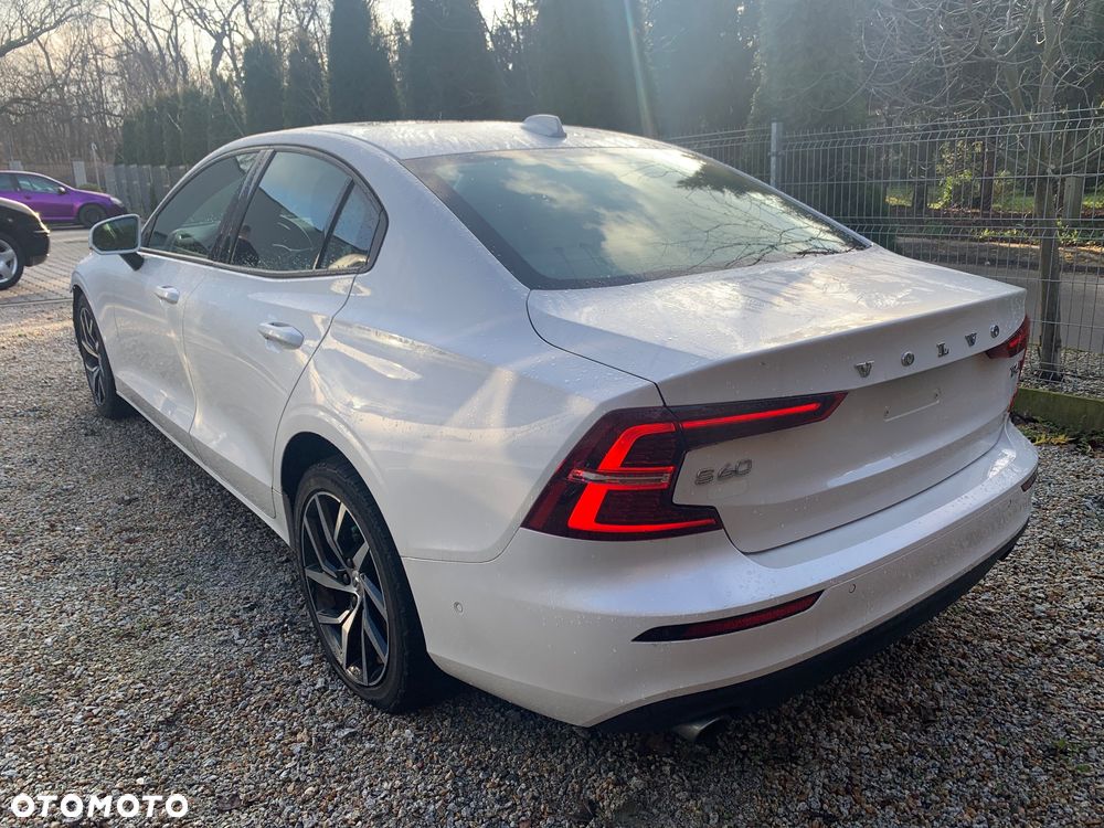 Volvo S60 - 2