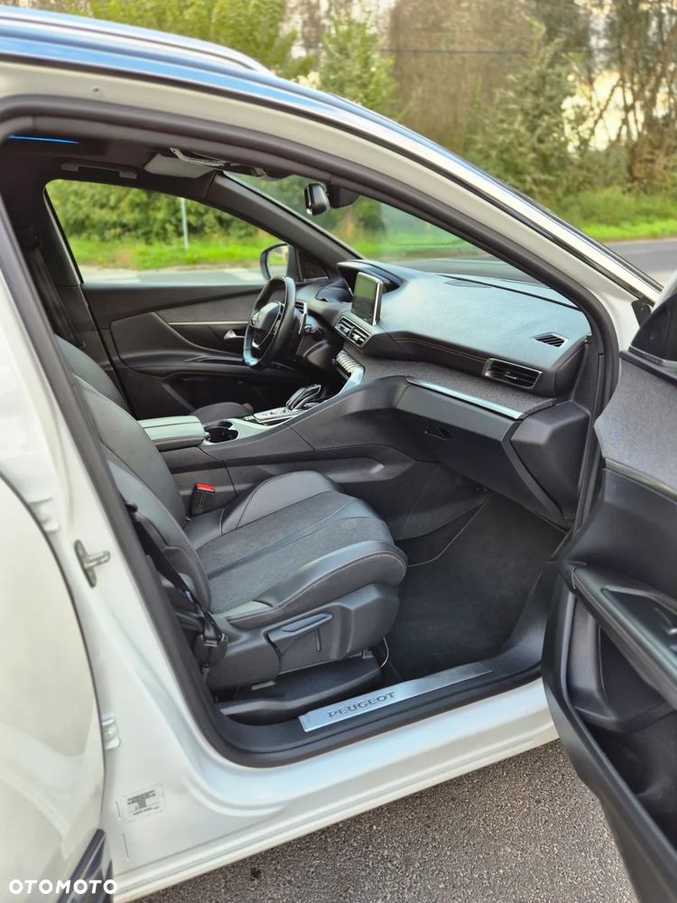 Peugeot 5008 PureTech 180 EAT8 Stop & Start GT - 11