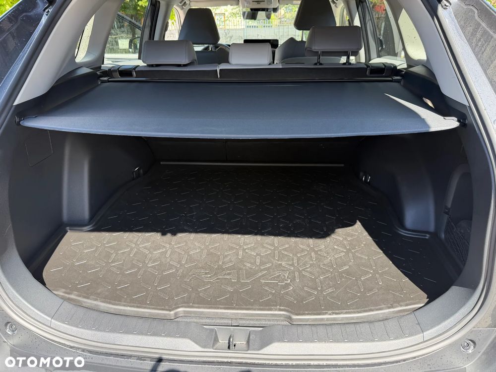 Toyota RAV4 - 3