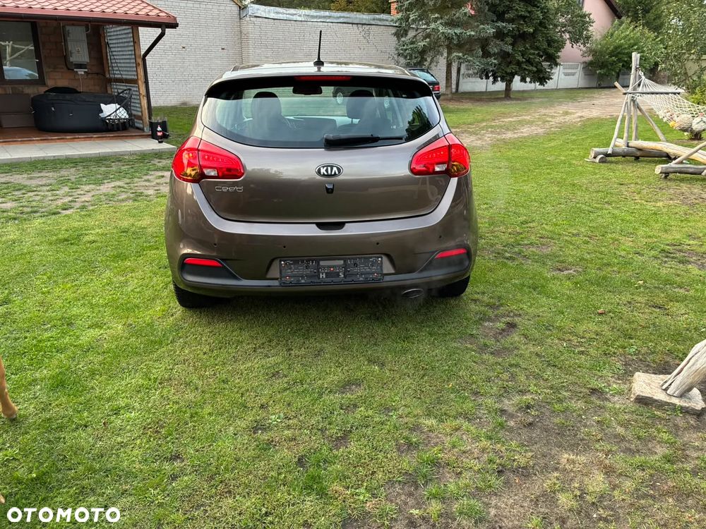 Kia Ceed 1.6 GDI DCT Spirit - 15