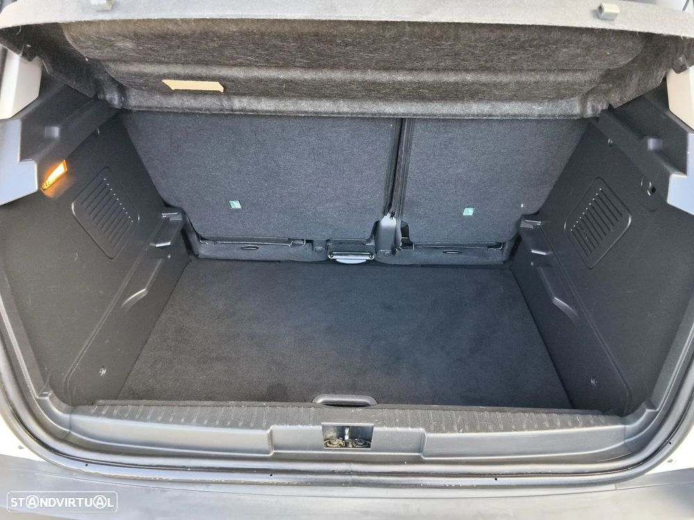 Renault Captur 1.5 dCi Exclusive EDC - 20