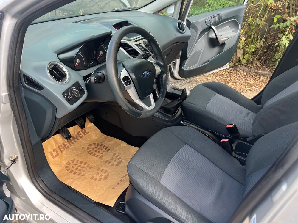 FORD Fiesta 2011 — imagine 20