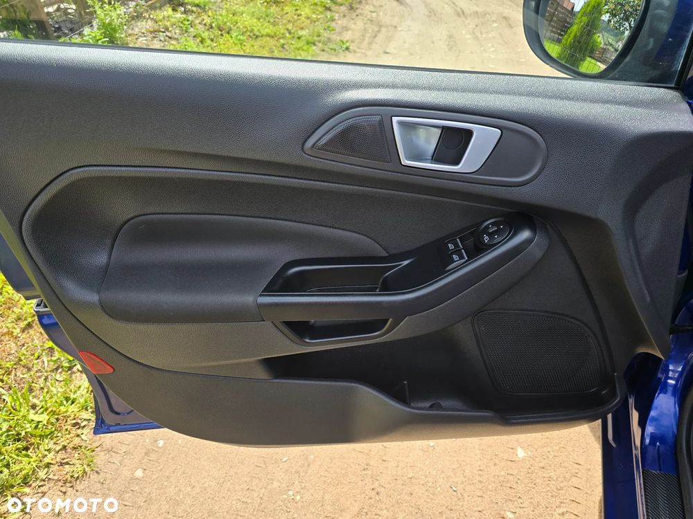 Ford Fiesta 1.0 EcoBoost Titanium - 16