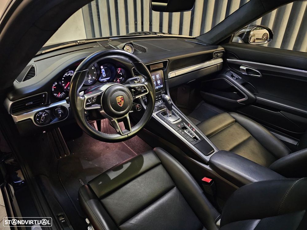 Porsche 911 (991) Carrera 4S PDK - 12