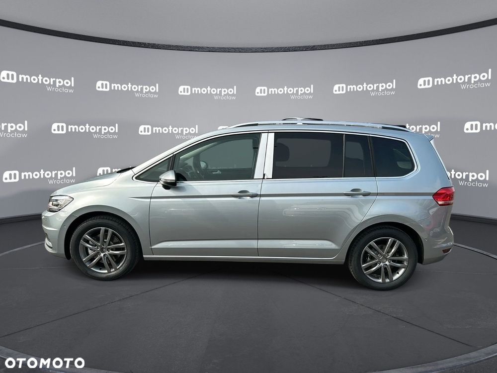 Volkswagen Touran - 3