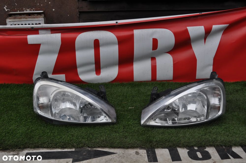opel corsa C lampa prawa WYSYŁKA - 1