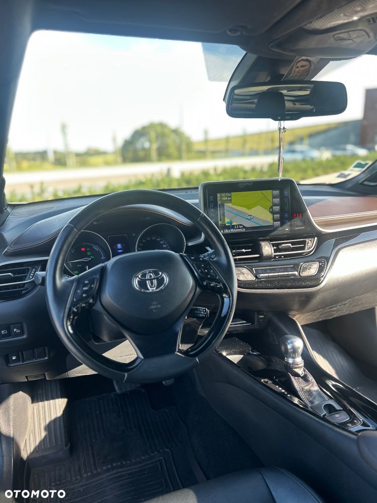 Toyota C-HR Business-Edition - 11