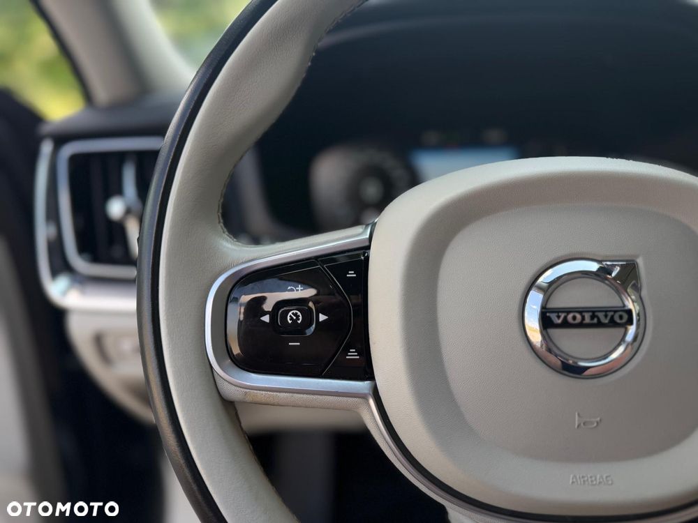 Volvo V60 Cross Country D4 AWD Geartronic - 29