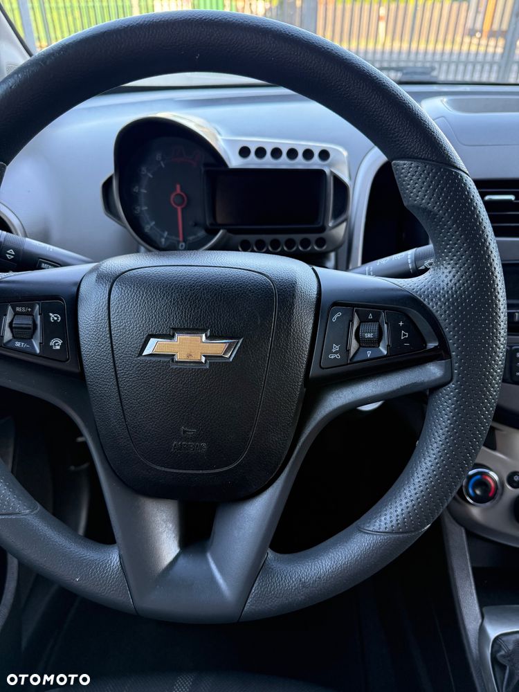 Chevrolet Aveo 1.2 LT+ - 25