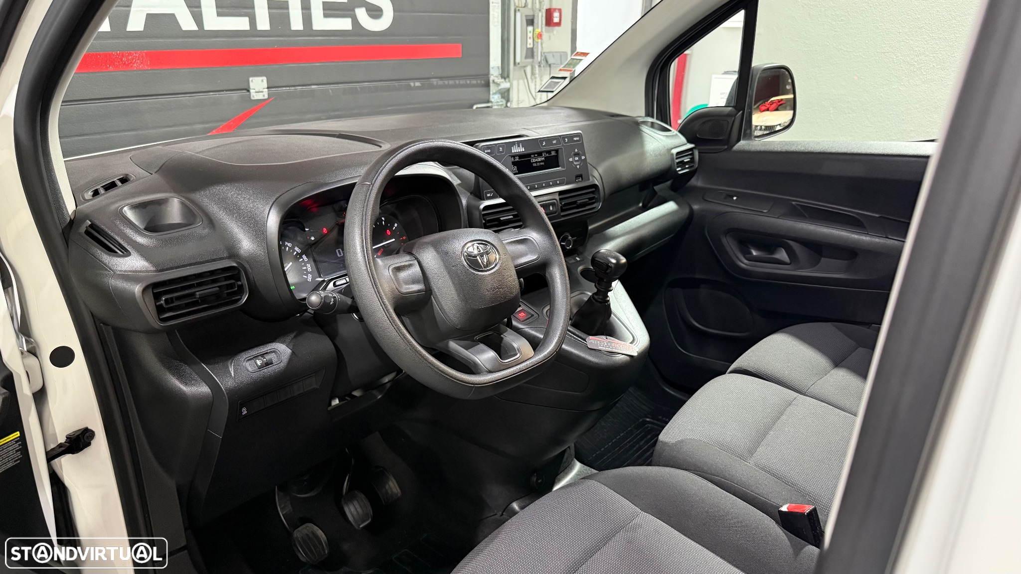 Toyota PROACE CITY L1 1.5D 100CV COMFORT 3 LUG - 10