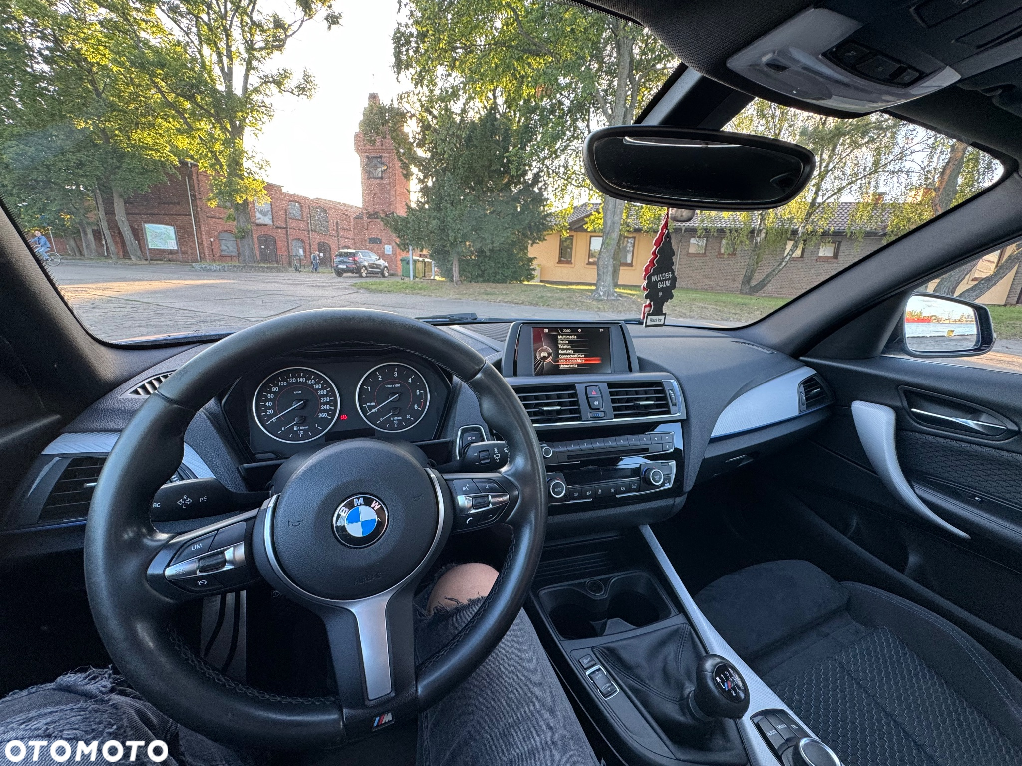 BMW Seria 1 120d M Sport - 14