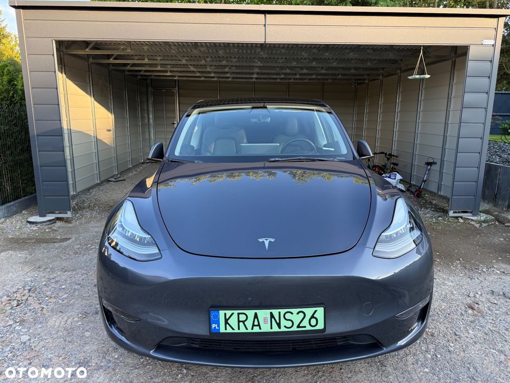Tesla Model Y Long Range Dual Motor AWD - 1