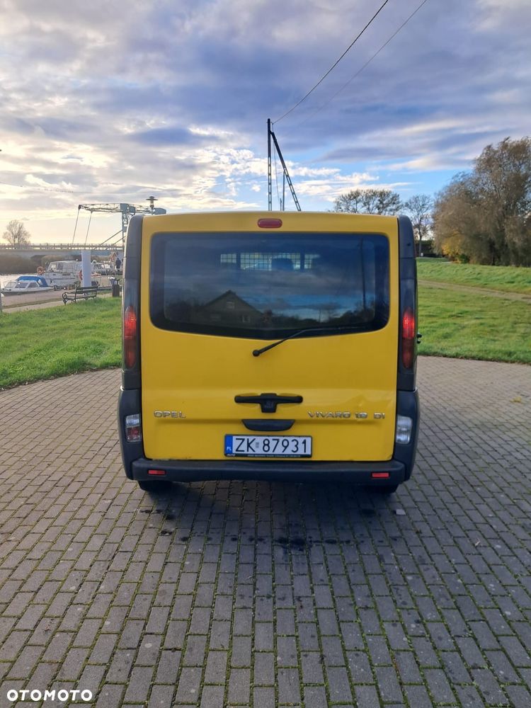 Opel Vivaro - 8