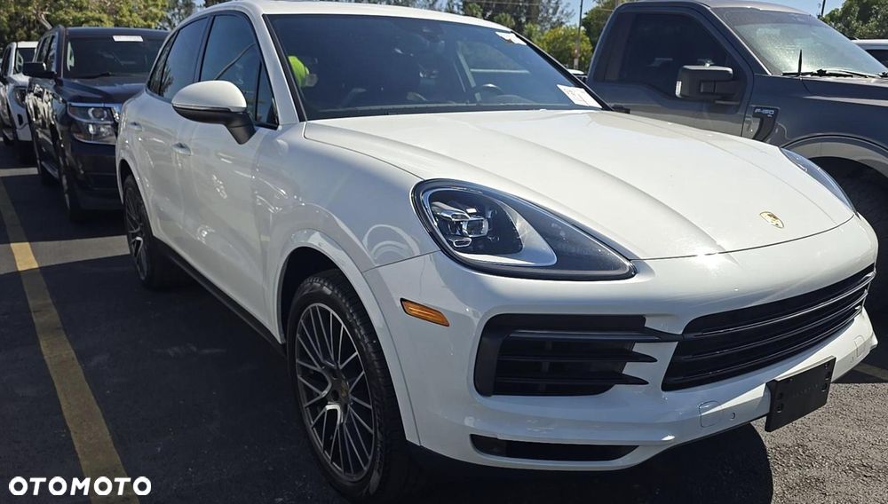 Porsche Cayenne Standard - 3