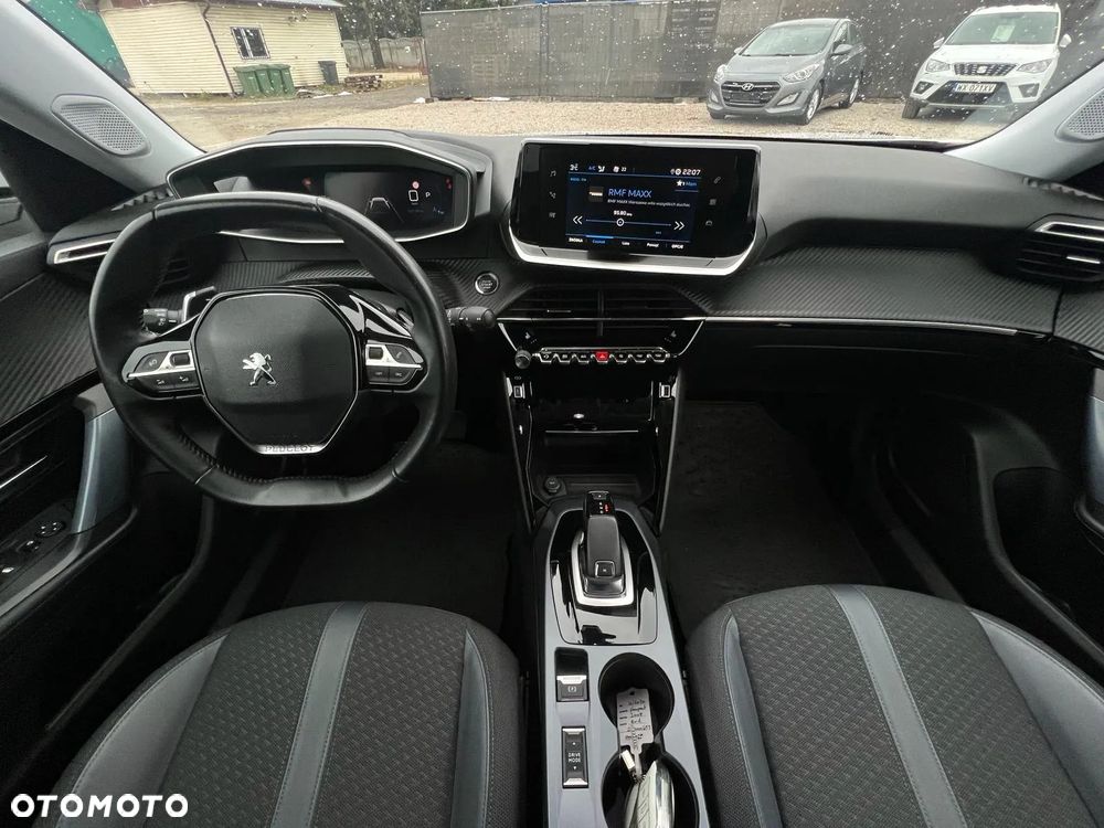 Peugeot 2008 1.5 BlueHDi Allure S&S EAT8 - 30