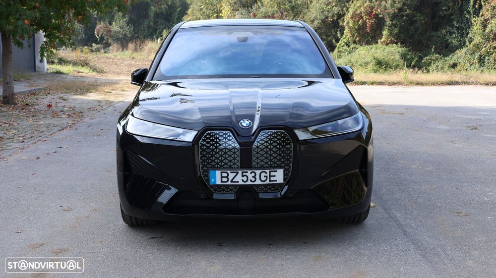 BMW iX xDrive 40 Pack Desportivo - 3