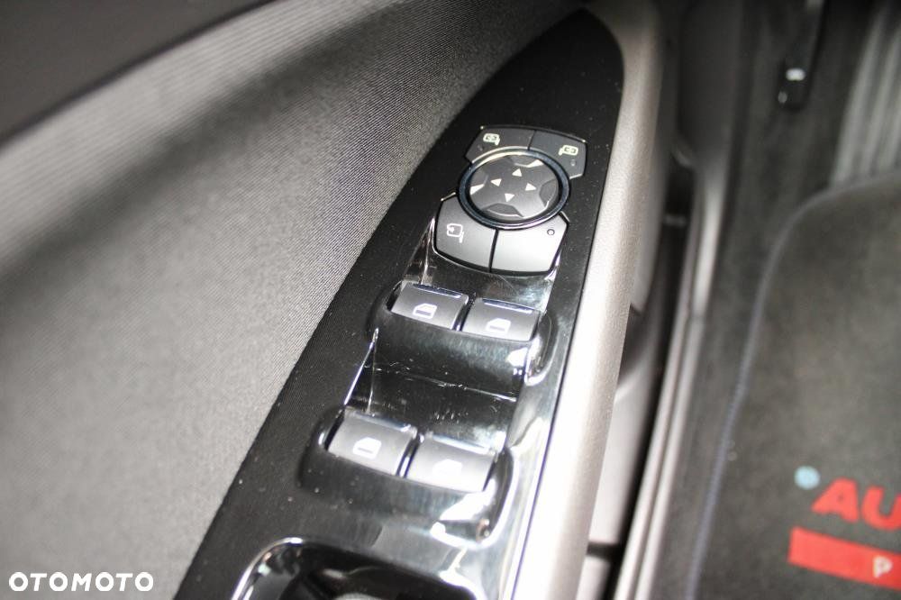 Ford Mondeo - 11