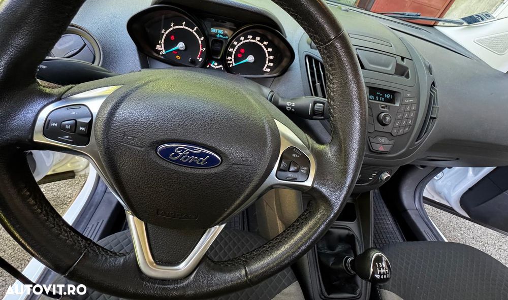 Ford Tourneo Courier 1.0 EcoBoost Trend - 8