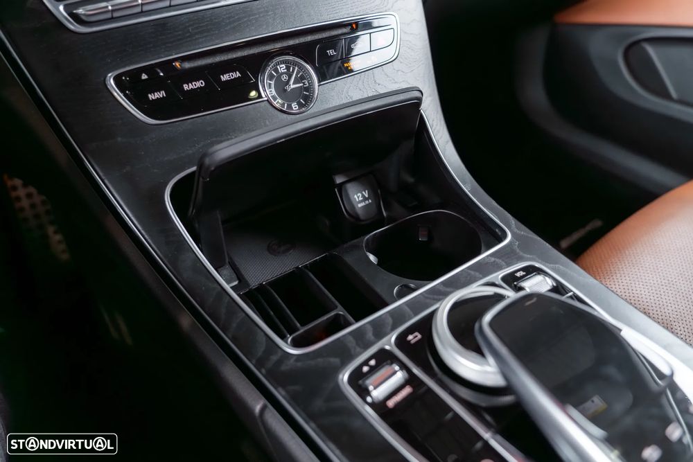 Mercedes-Benz C 300 7G-TRONIC AMG Line - 21