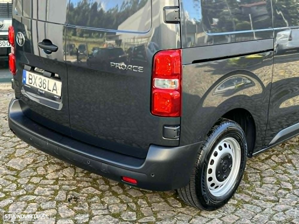 Toyota Proace Van L1 1.5D 120cv Classe 1 Portagens - 4