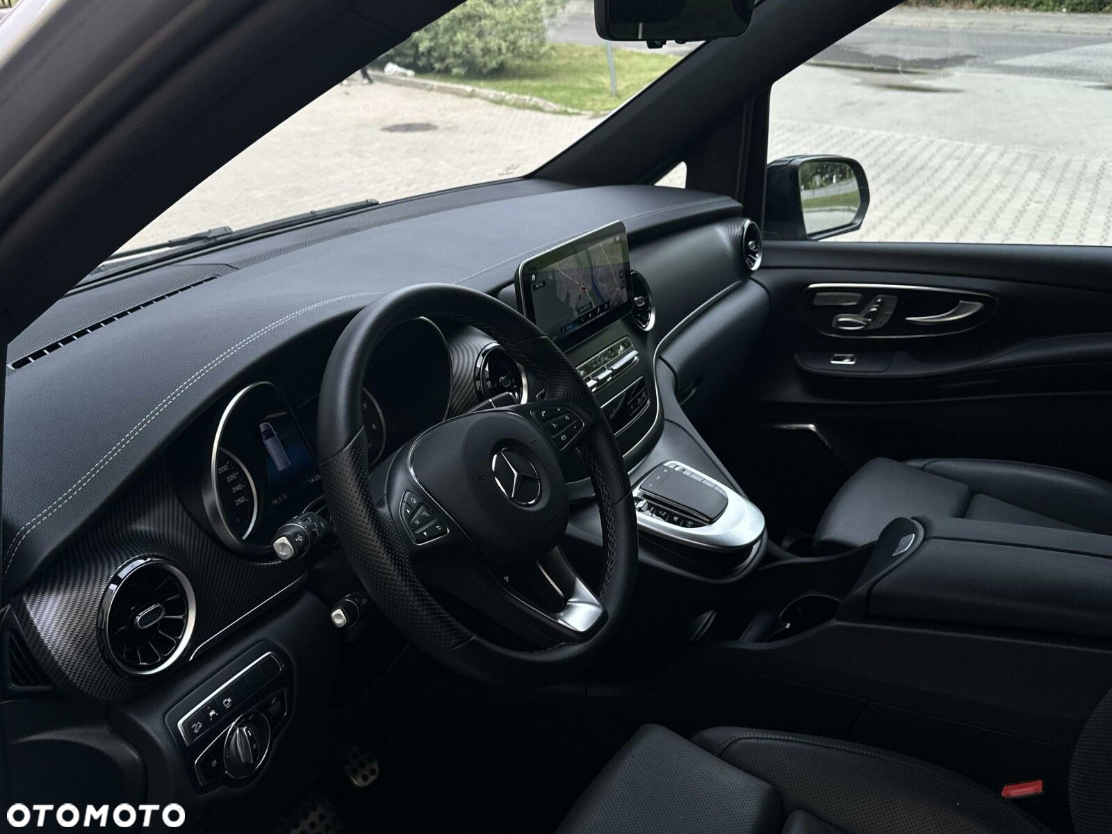 Mercedes-Benz Klasa V 300 d 4-Matic Avantgarde 9G-Tronic (ekstra d³) - 15
