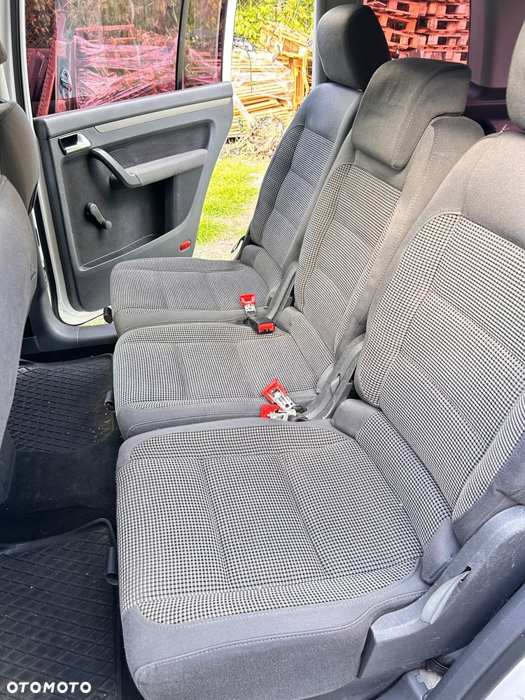Volkswagen Touran 1.9 TDI Welcome - 9