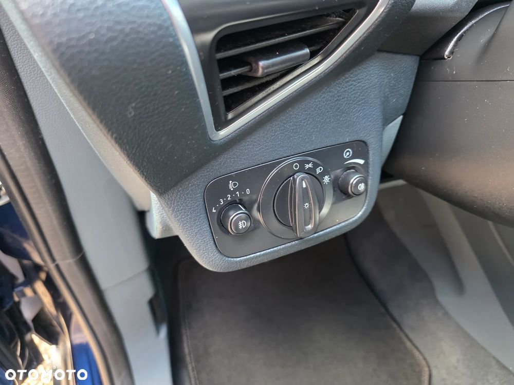 Ford C-MAX 1.6 Ti-VCT Titanium - 18