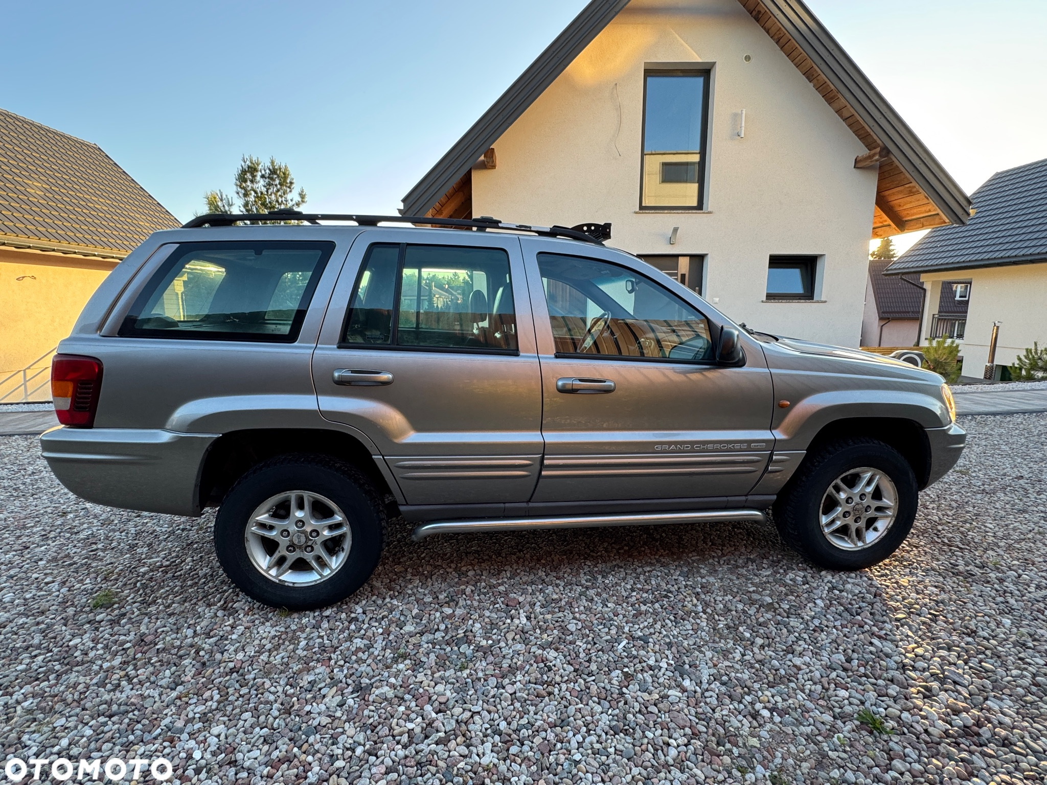 Jeep Grand Cherokee 4.0 Laredo - 8