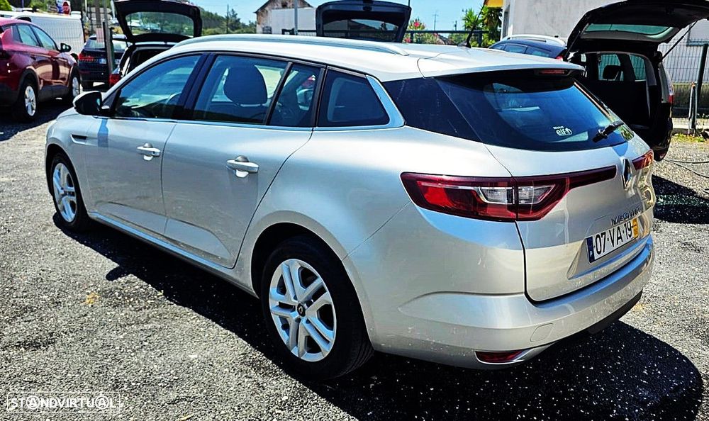 Renault Mégane Sport Tourer 1.5 dCi Zen - 4