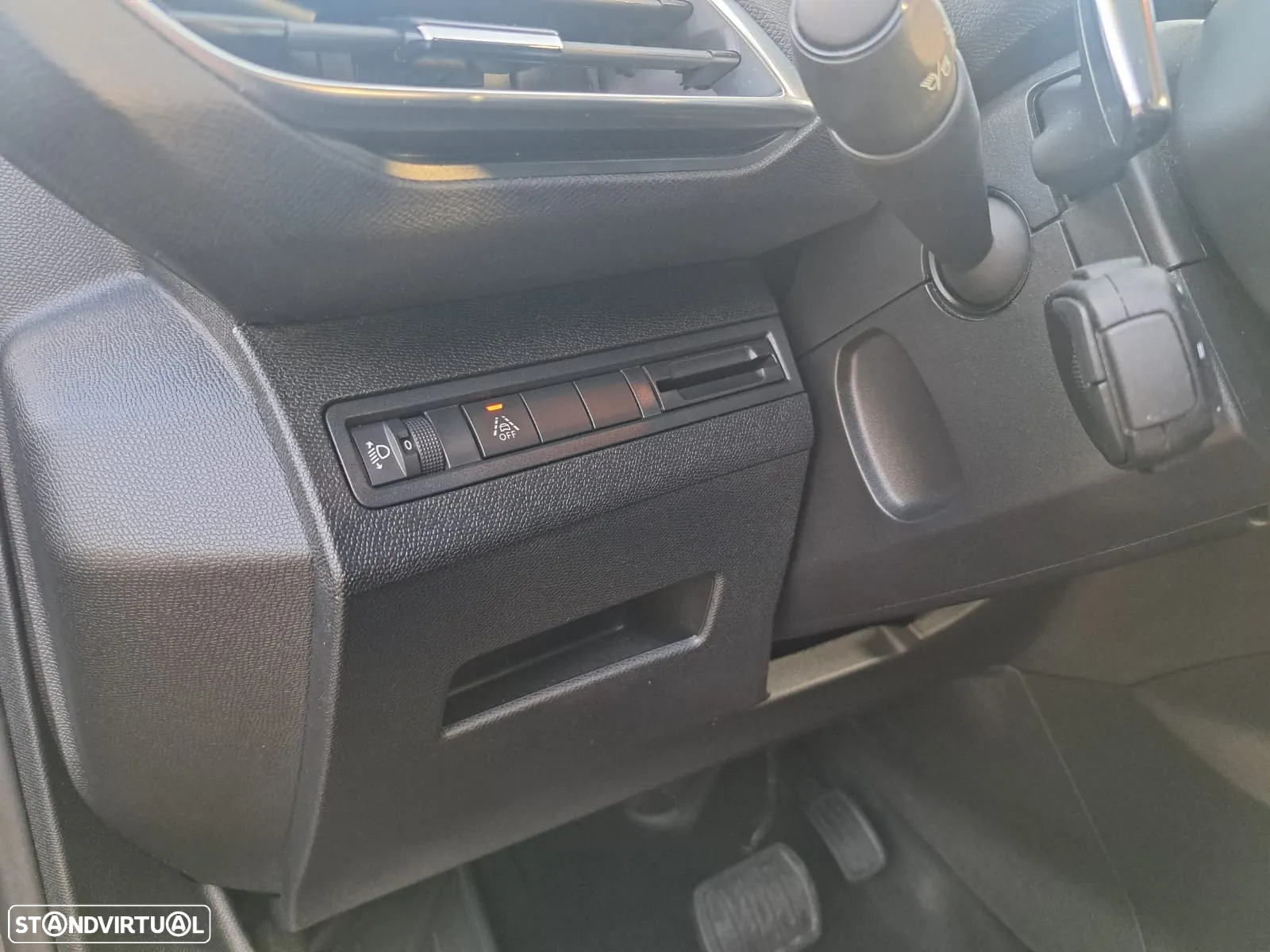 Peugeot 3008 PureTech 130 Stop & Start GPF EAT8 Active Business-Pack - 12