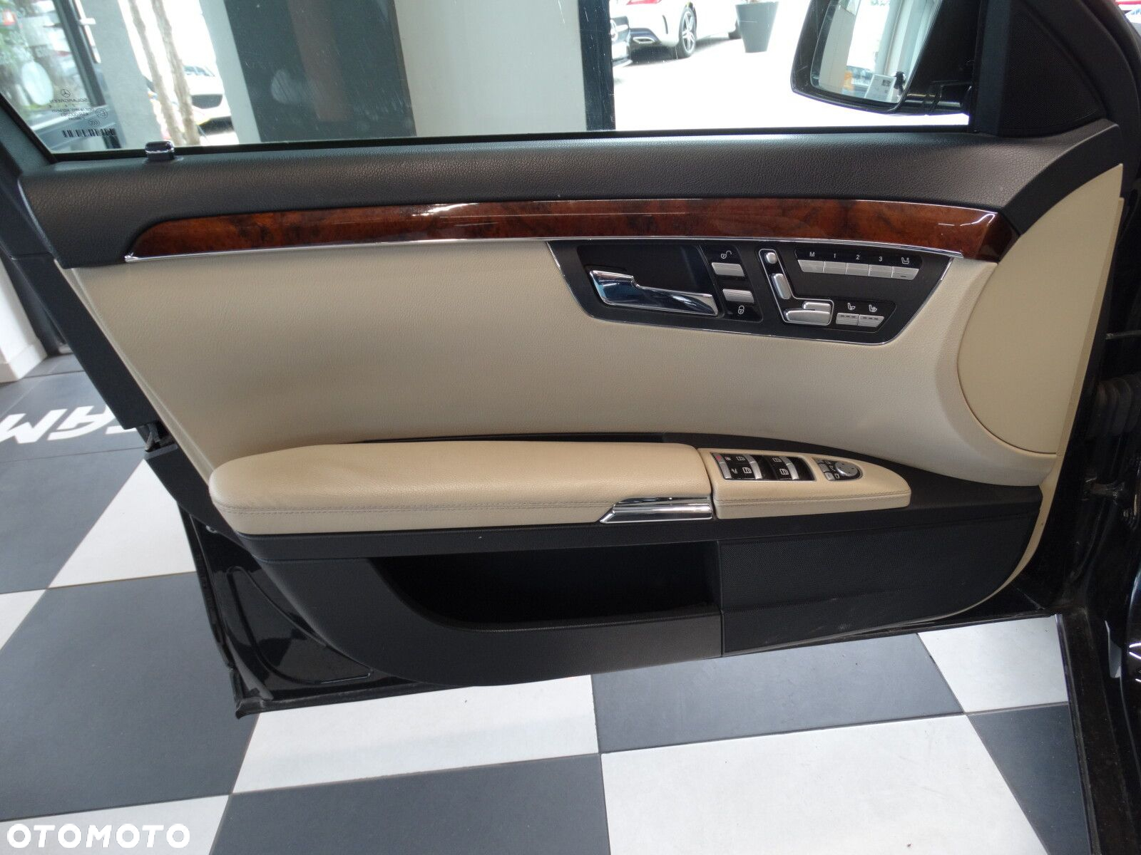 Mercedes-Benz Klasa S - 23