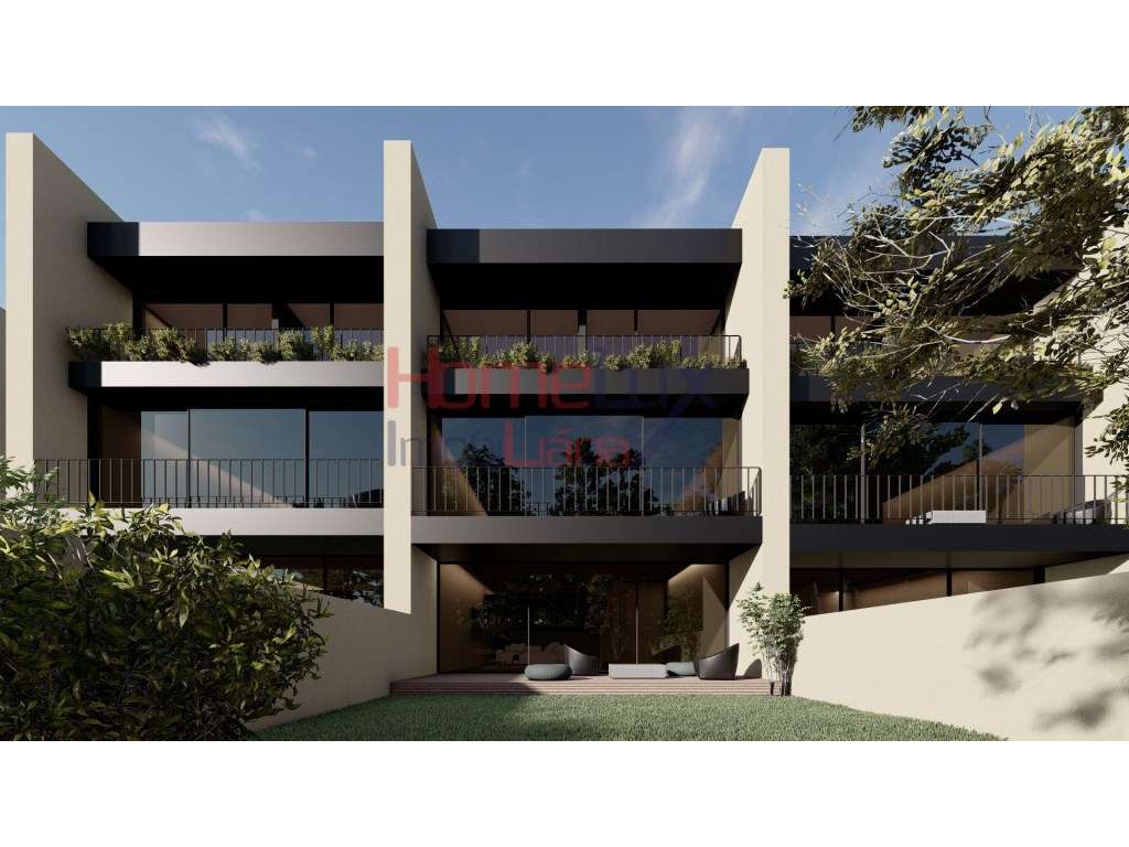Moradias em Construção em S. Pedro da Cova - Grande imagem: 3/21