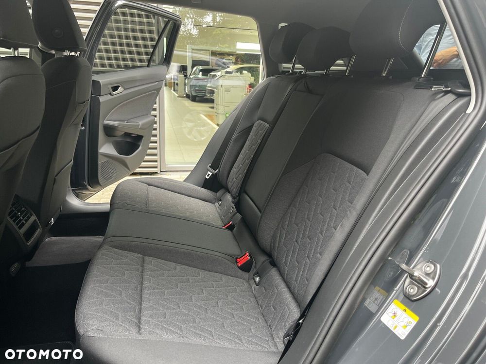 Volkswagen Golf - 17