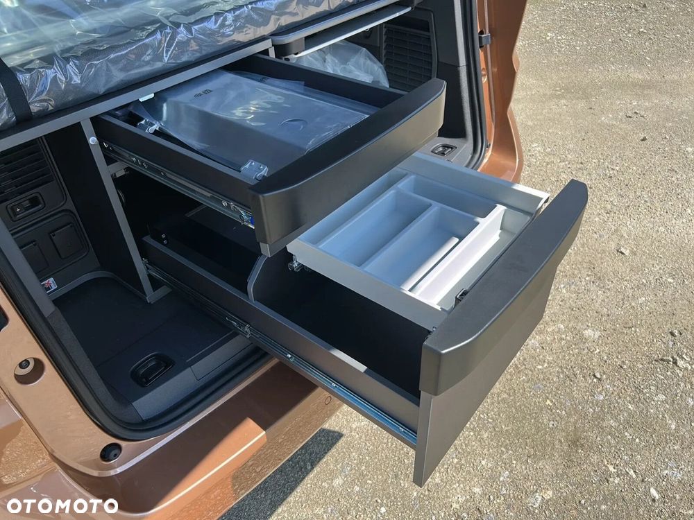 Volkswagen California - 13